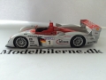 Audi R8 Le Mans 2002 Modelbil - Minichamps